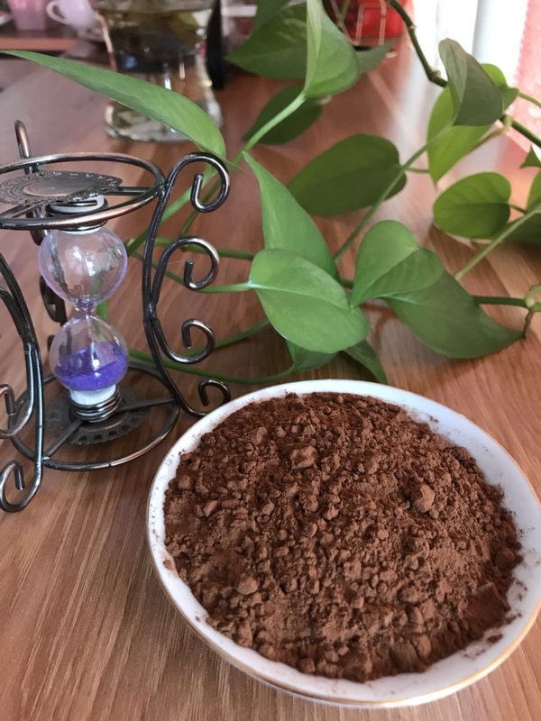Thức ăn Cỏ ca cao Brown Brown, Sôcôla nóng
